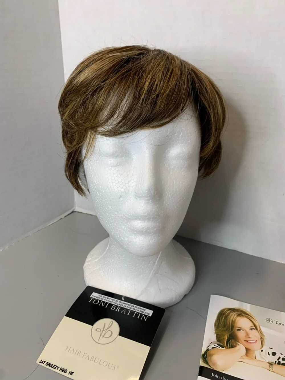 Layered Short Bob Wig - Light Brown Blonde NWT
